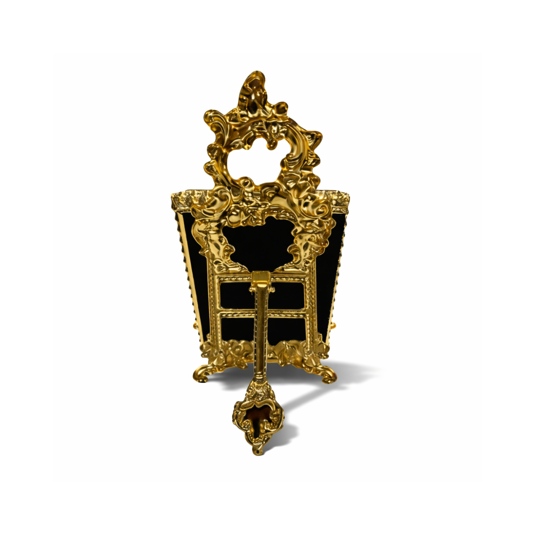 Coffret Qur’an Décoratif de Luxe sur Support Doré