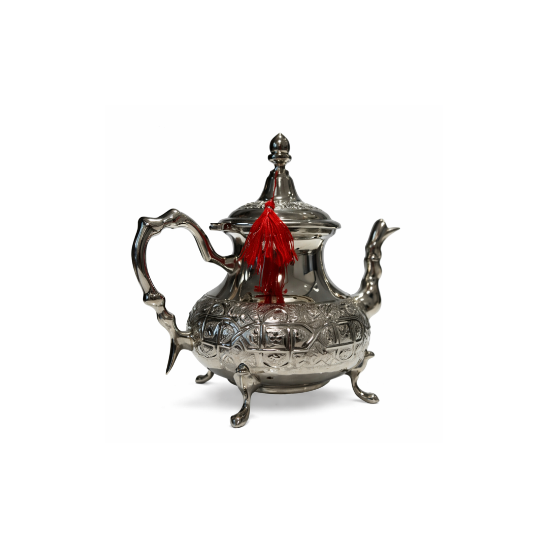 Théière Marocaine Tradition – Finition Argentée Martelée